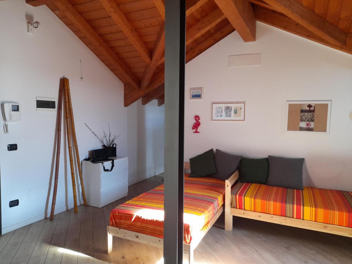 Apartamento A Casa Di Sole Arese Exterior foto