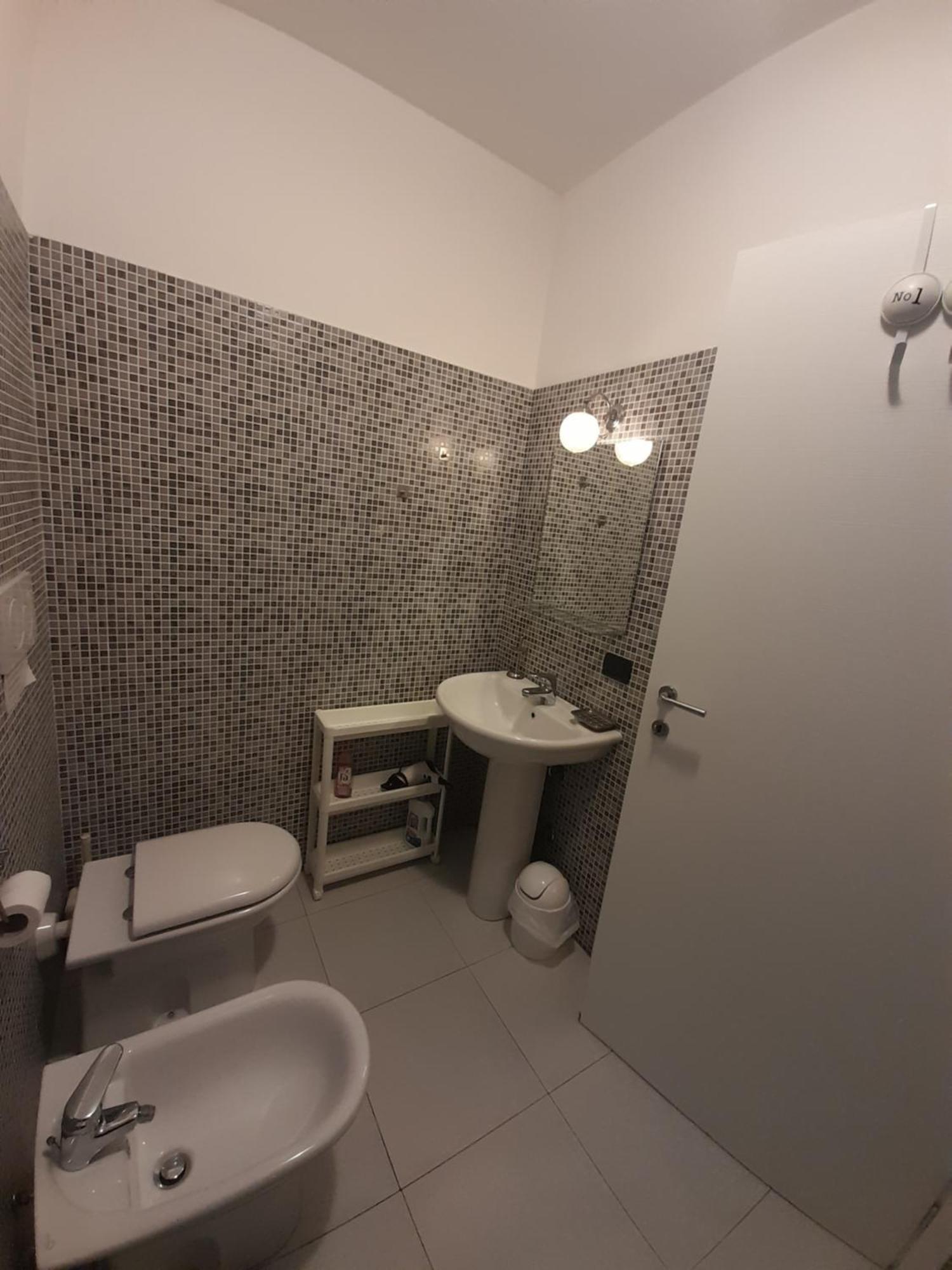 Apartamento A Casa Di Sole Arese Exterior foto
